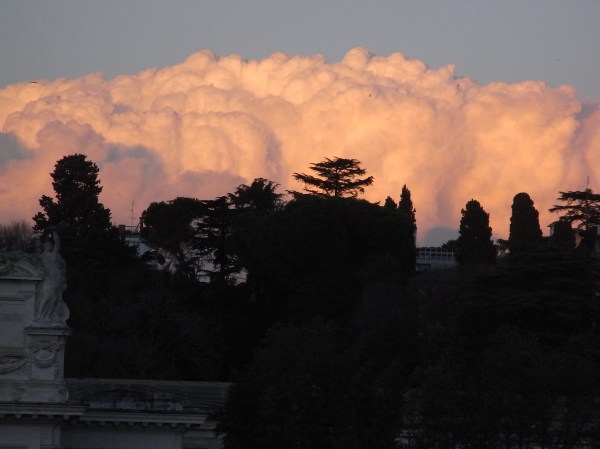 Nubes de Roma desde Villa Borghese. Foto R.Puig.