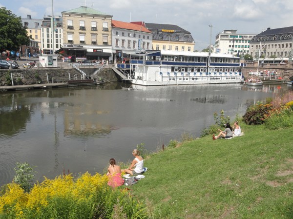 Gotemburgo, junto al canal, 3 agosto 2011