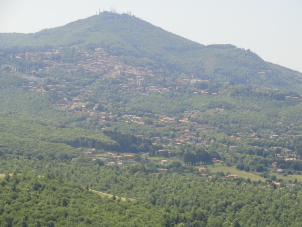 El monte Cavo desde Tusculum Foto R.Puig