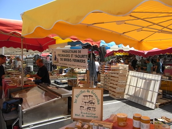 Marvejols. Mercado sabatino.Foto R.Puig