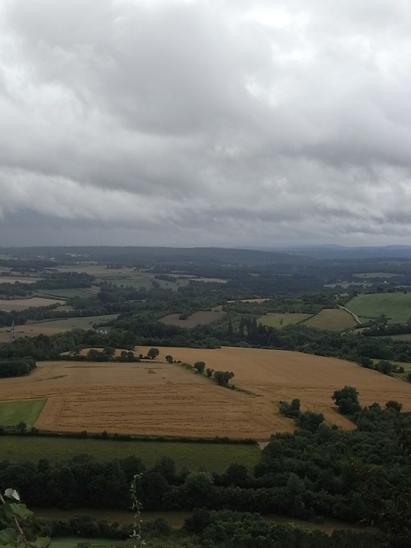 Por donde pasa el camino de Santiago.Desde Vezelay.Foto R.Puig