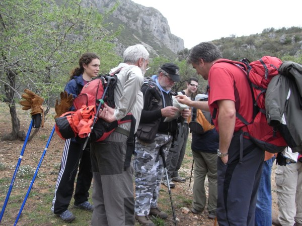 Descanso de montañeros. Foto R.Puig