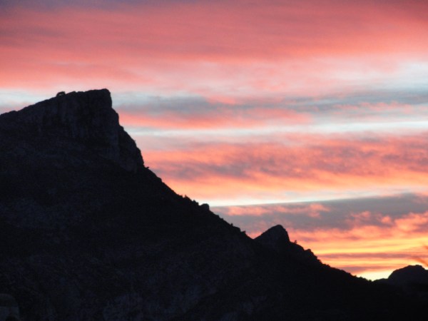 Crepúsculo sobre el Segaria desde la Almadraba. Enero 2013.Foto R.Puig