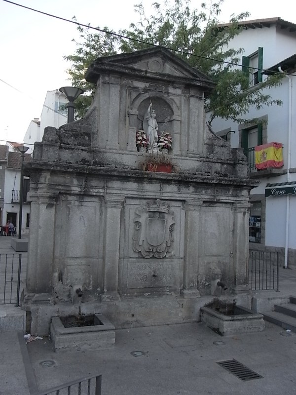 Guadarrama. Fuente de San Miguel.1735.Foto R.Puig.