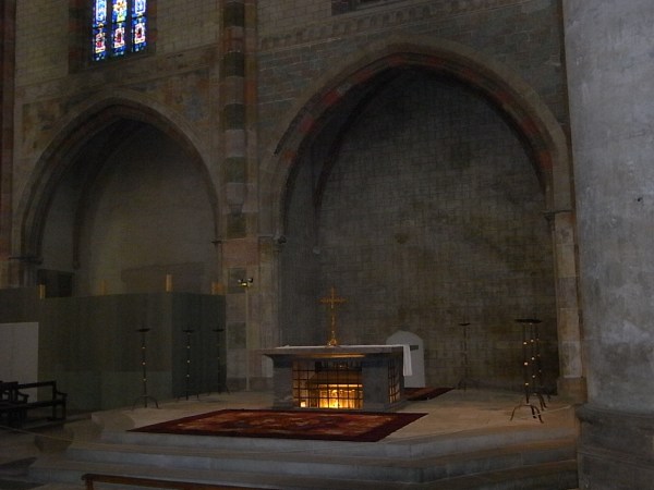 Sepulcro de Tomás de Aquino. Iglesia de los dominicos o Les Jacobins. Toulouse. Foto R.Puig.