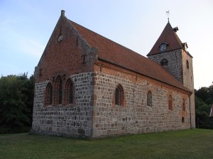 Iglesia de San Fermin. s.XIII. Dotlingen. Foto R.Puig.
