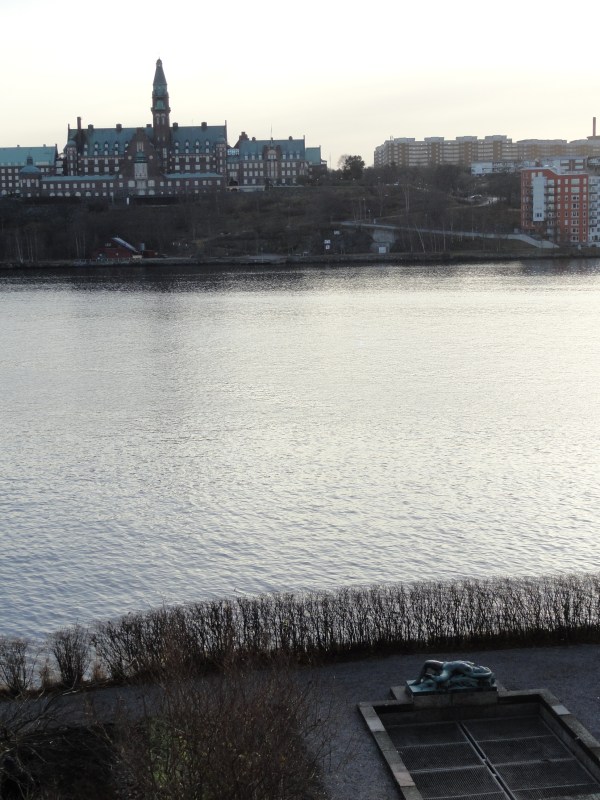 Estocolmo desde Waldemarsudde. La Näckrosen de Per Hasselberg.  Foto R.Puig.