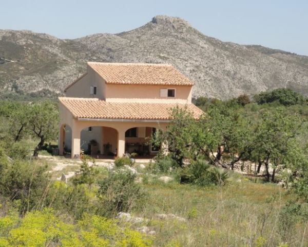 Casa de campo. Corrals del Figueralet. Foto R.Puig