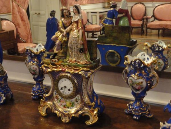 A través del espejo. Museo Romántico.  Madrid.  Foto R.Puig