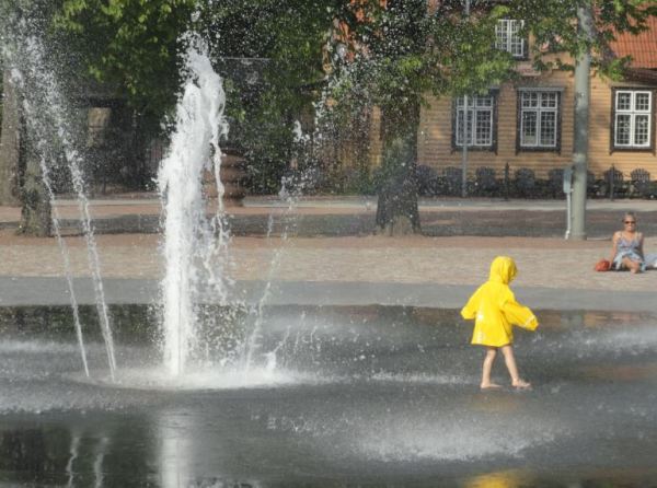 Con permiso de mamá. Foto R.Puig