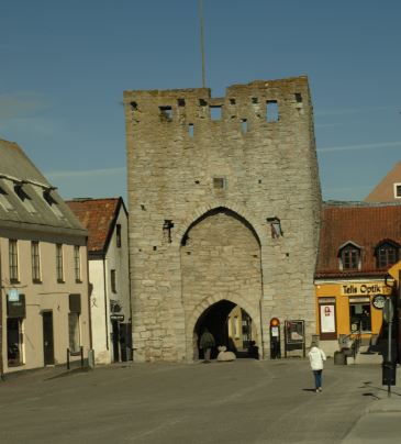Puerta del Este en las murallas de Visby. Foto R.Puig
