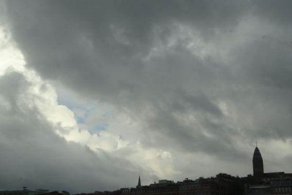 Cielo de bochorno en Gotemburgo. Foto R.Puig