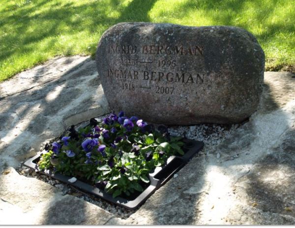 Sepultura de Ingmar Bergman y su mujer Ingrid. Foto R.Puig