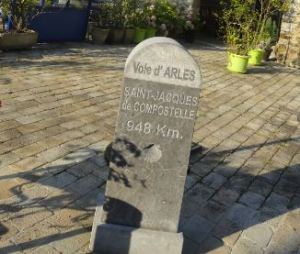 Oloron Sainte Marie. Hasta Compostela 948 km. Foto R.Puig