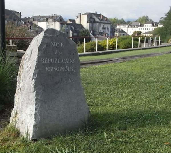 Oloron Sainte Marie. Memorial de los republicanos españoles. Foto R.Puig