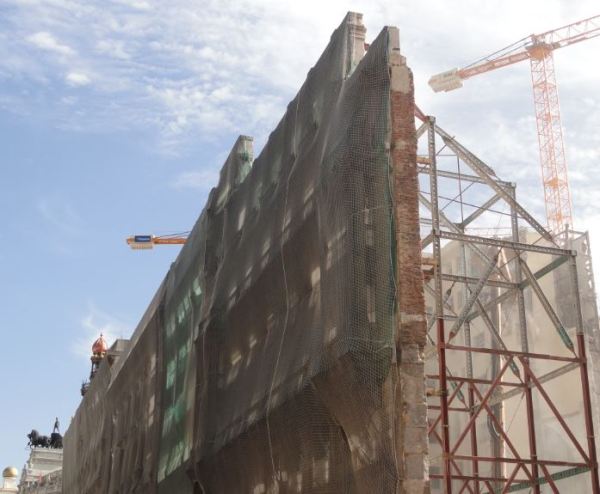 Se salva la fachada. Foto R.Puig