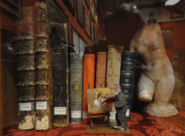 Sorolla en su vitrina. Foto R.Puig