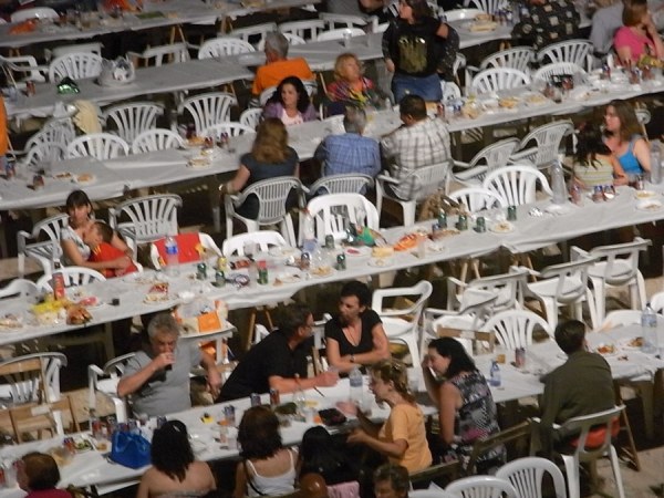Por San Juan merienda cena. Foto R.Puig