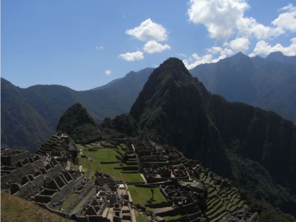 Machu Picchu y el Huayna Picchu. 2009. Foto M..Puig