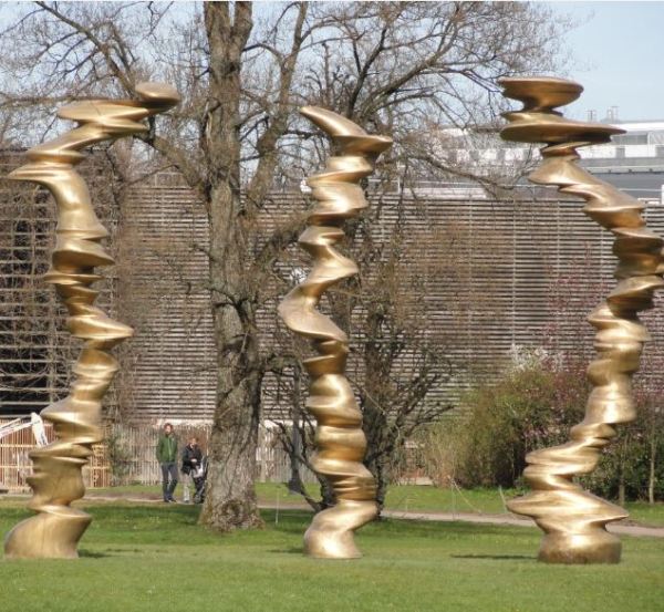 Tony Cragg. Walks of Life en Trädgårdsföreningen.  Göteborg. Abril a Octubre 2015.  Foto R.Puig
