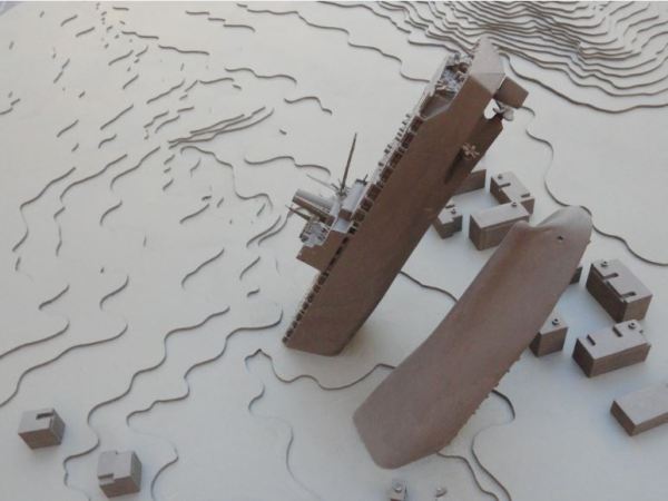 Monumento para celebrar el final del Capitalismo. Johan Zetterquist. Foto R.Puig