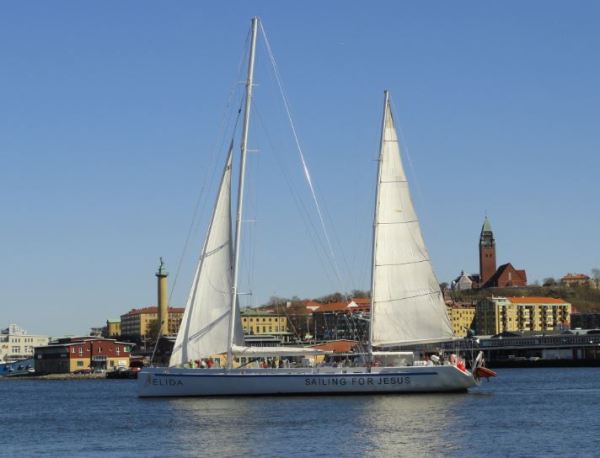 Sailing for Jesus.  Foto R.Puig