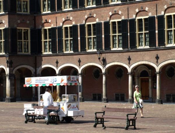 La Haya apacible. Binnenhof. Foto R.Puig