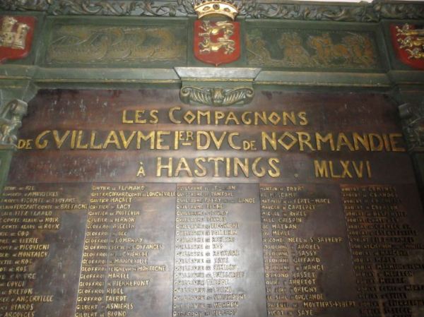 Alcaldía de Falaise. Jefes normandos en la batalla de Hastings en 1066. Detalle. Foto R.Puig