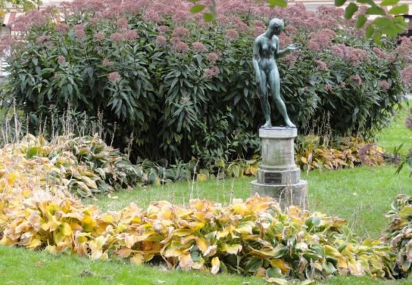 La chica de la flor. Foto R.Puig