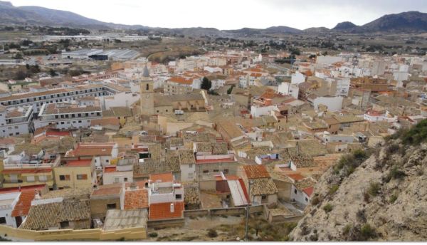 Sax. Panorama hacia el sudeste  desde el mirador sur de la peña del castillo. Foto R.Puig