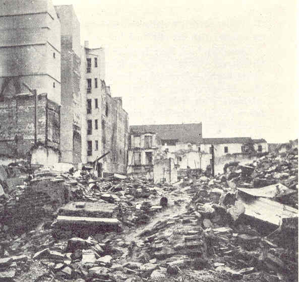 Devastación en el barrio de Argüelles. Madrid. Allan Vougt. Moskva Madrid. Stockholm 1938