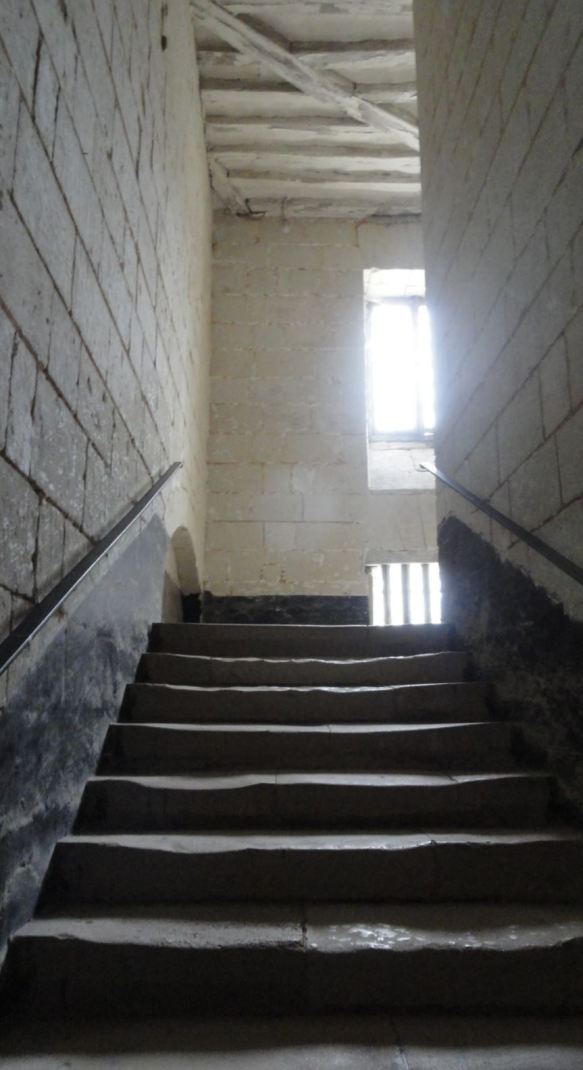 La Abadía de Fontevraud. Escaleras carcelarias. Foto R.Puig