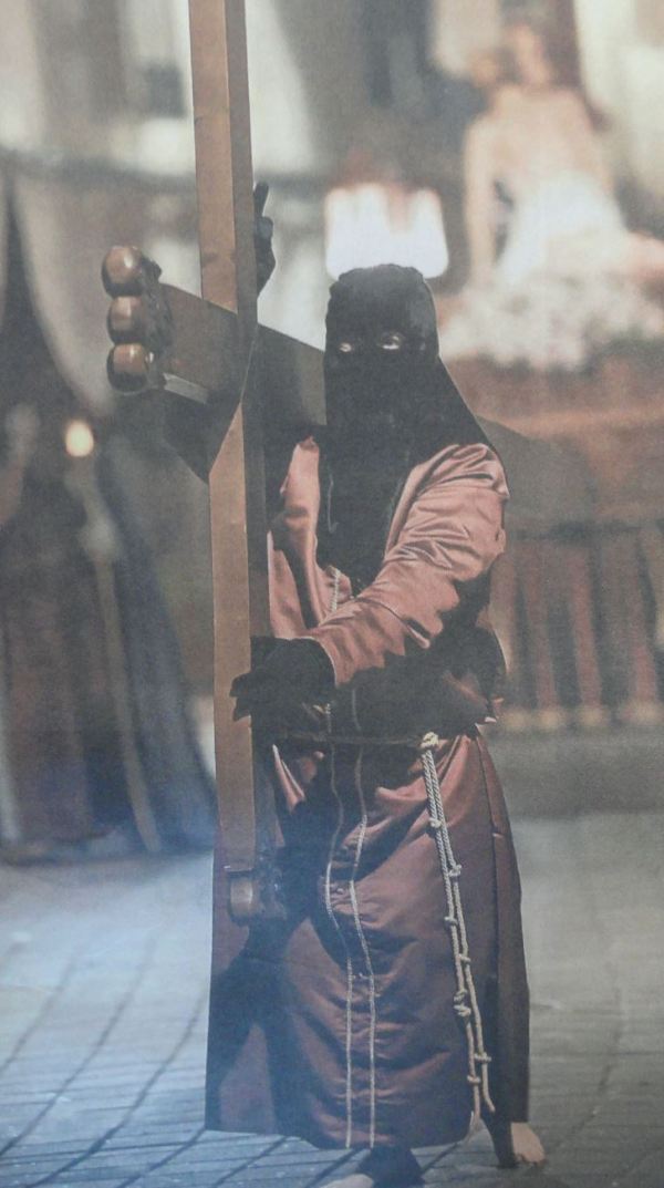 Penitente. Foto Diario Información de Alicante