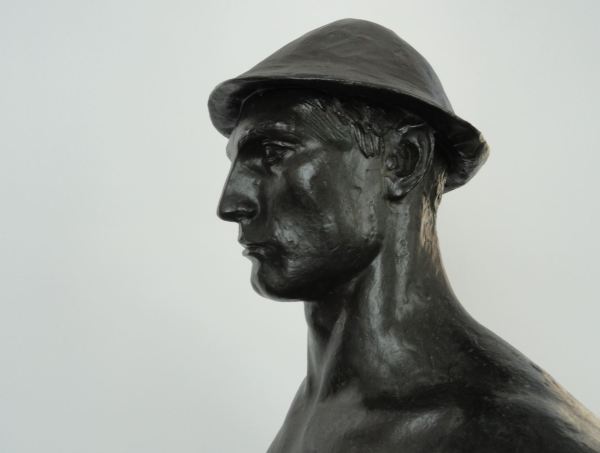 Ercole Drei. El sembrador. 1937. Bronce. Detalle Galería Comunal de Arte Moderno. Foto R.Puig