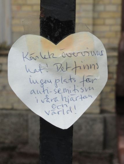 El amor derrota al odio. Foto R.Puig