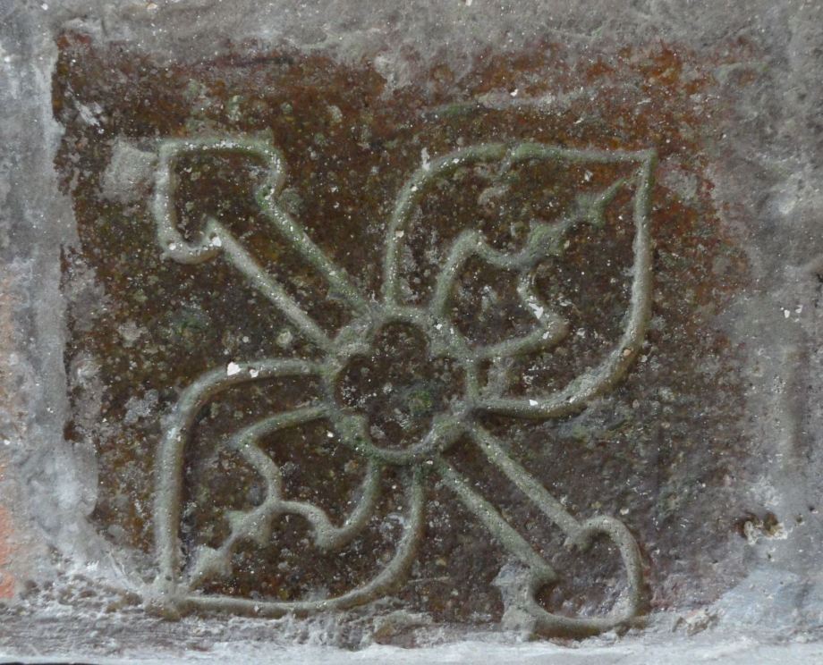 Baldosa de un banco de la Sala Capitular de Fontenay.