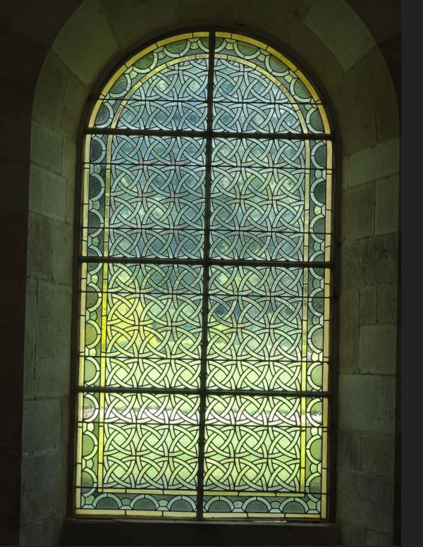 Ventana de la sala capitular de Fontenay. Foto R.Puig