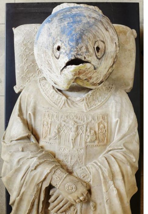 El papa pez. Palacio de los papas. Avignon 2011. Miquel Barceló. Pinterest