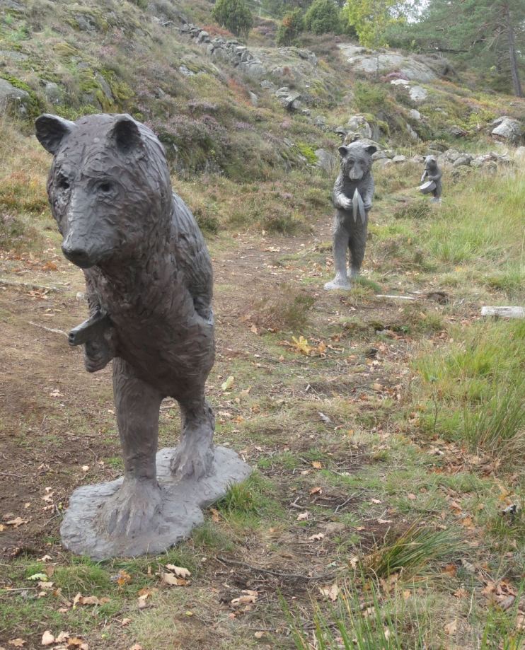 Tres osos. Bronce. Laura Ford. Pilane 2018. Foto R.Puig