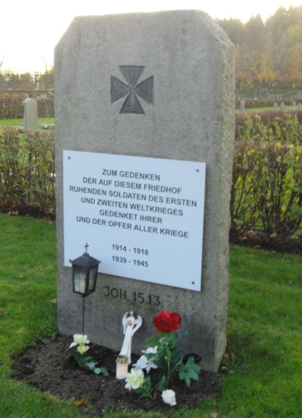 Memorial de los soldados alemanes. Cementerio de Kvibergs. Gotemburgo. Foto R.Puig