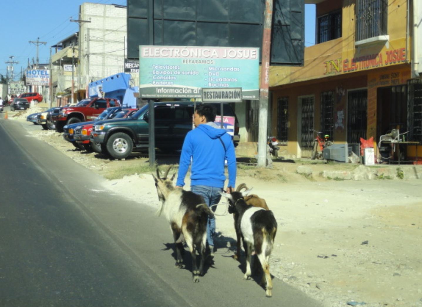 En ruta hacia el lago Atitlán. Foto R.Puig
