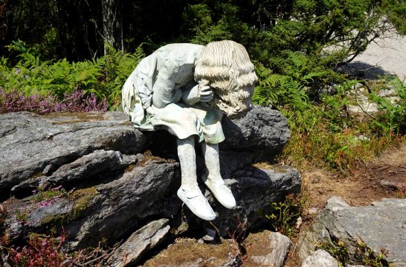 Laura Ford. U.K. Silent howlers. Brnce patinado. 2016. Pilane 2019. Foto R.Puig