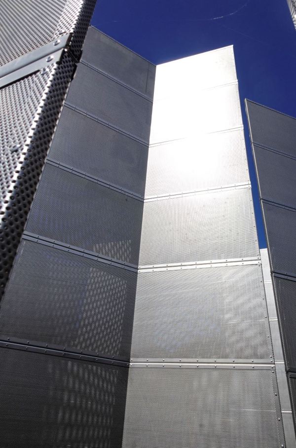 Conrad Shawcross UK, laberinto óptico, detalle, 2018. Foto R.Puig