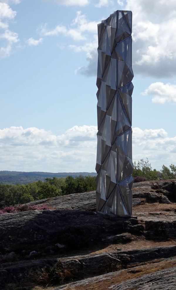 Conrad Shawcross UK, Monolíto óptico, 2016. Foto R.Puig