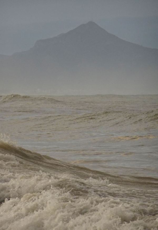 El monte y el mar. Foto R.Puig