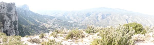 La Foradada, Benissili y la Safor desde las alturas sobre el Corral de l'Urba. Foto R.Puig