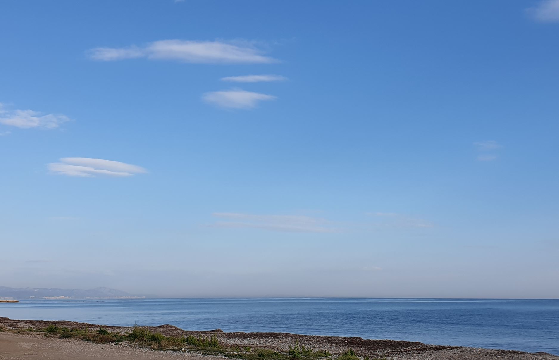 Un transparente cielo vespertino, Foto R. Puig