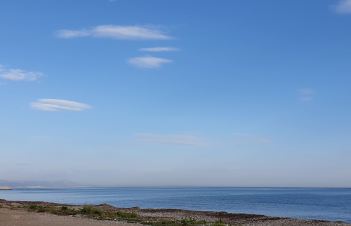 Un transparente cielo vespertino, Foto R. Puig